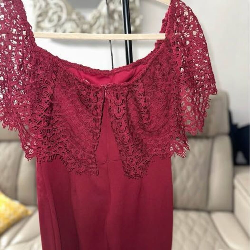 Red Off-the-Shoulder Lace Jumpsuit - Picture 5 of 7